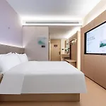Ji Hotel Shanghai Waigaoqiao Free Trade Zone Zhouhai Road Subway Station